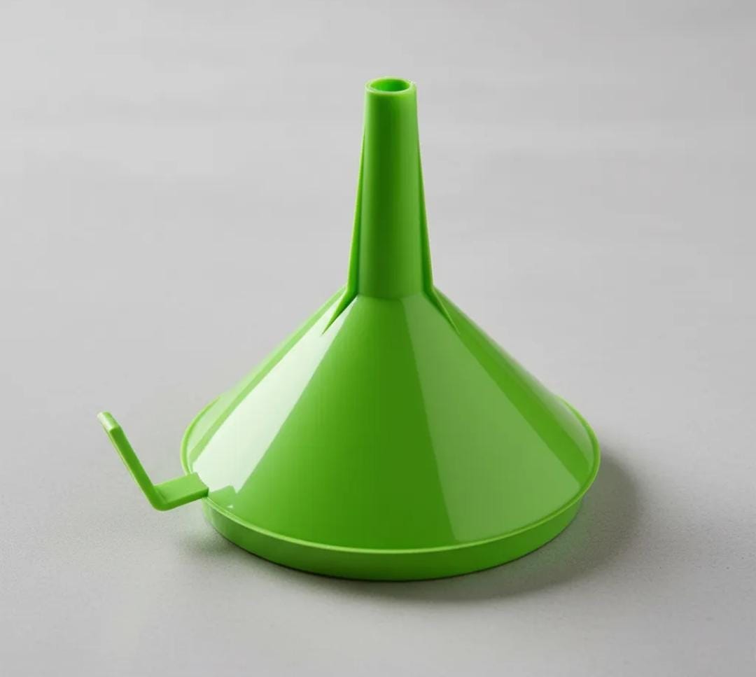 Embudo Grande De Plastico Del Numero 20