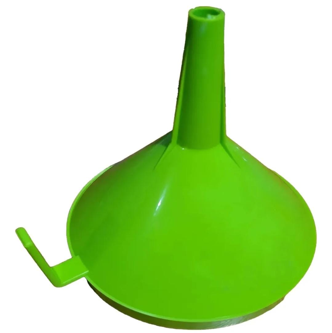 Embudo Grande De Plastico Del Numero 20